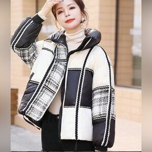 UCHUU Patchwork Women's Creamy White & Black Adjustable Puffer Jacket